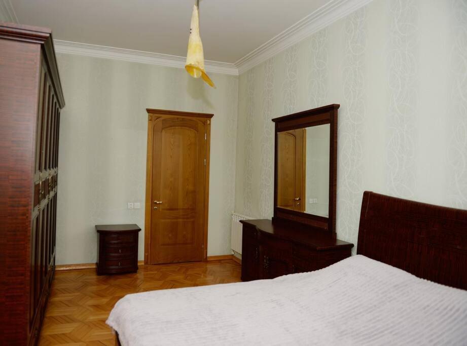 Your Cozy Place Тбилиси Экстерьер фото